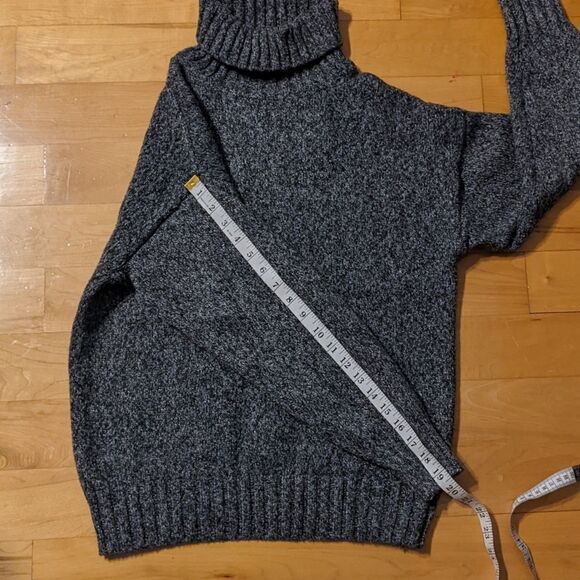 COPY - VINTAGE Cable knit heather grey turtleneck sweater medium @M - Picture 9 of 10